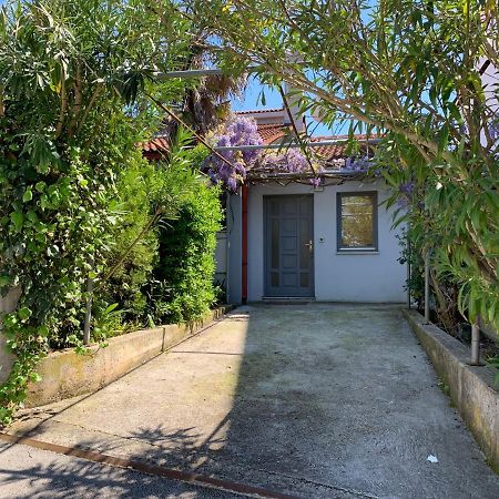 Hotel Sea Breeze Studio Pula Exterior foto