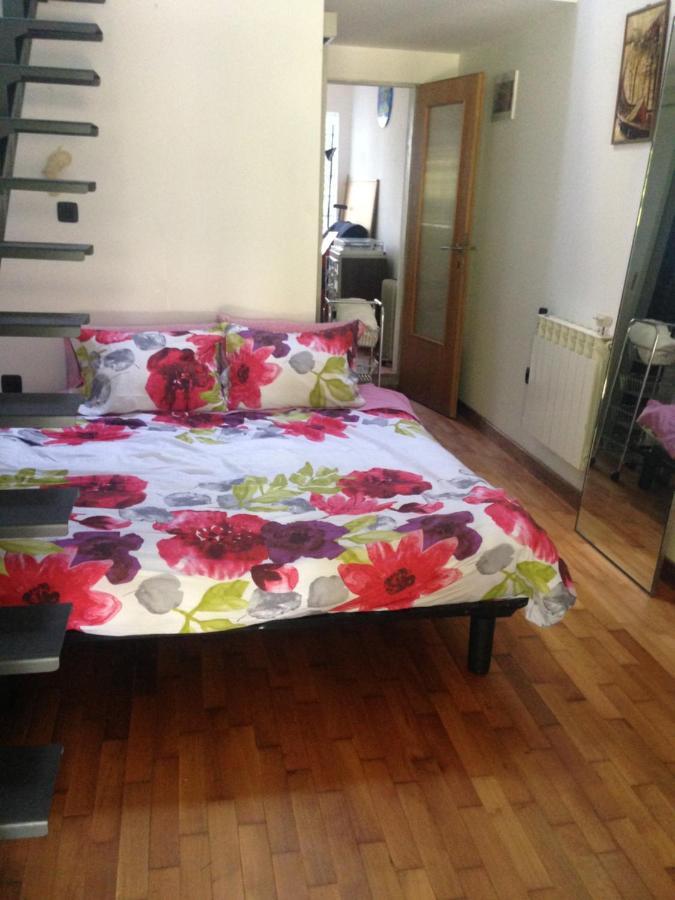 Hotel Sea Breeze Studio Pula Exterior foto